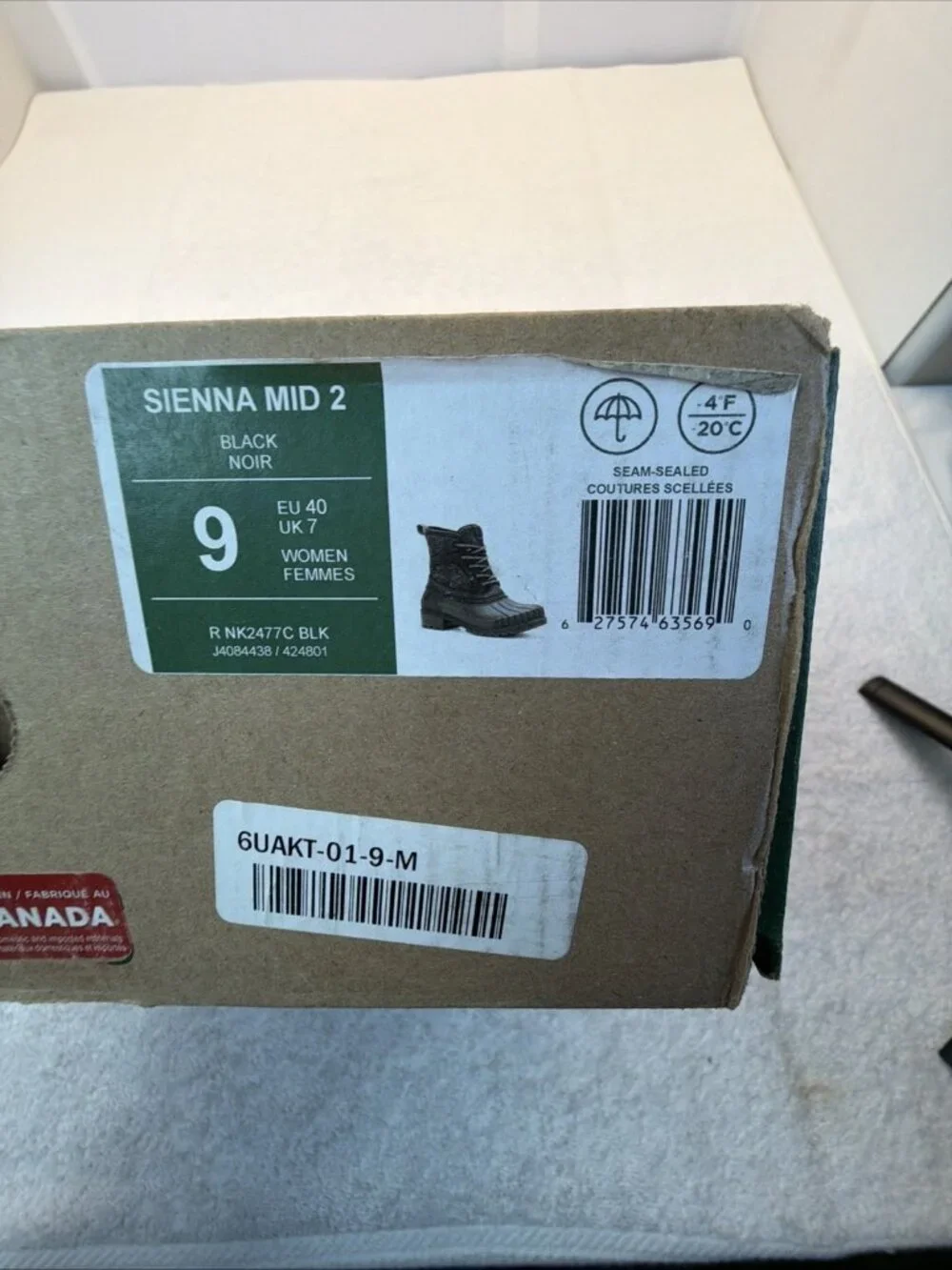 Kamik Sienna Mid 2 Waterproof Duck Boots Black Soft Sock Upper Women SZ 9 New